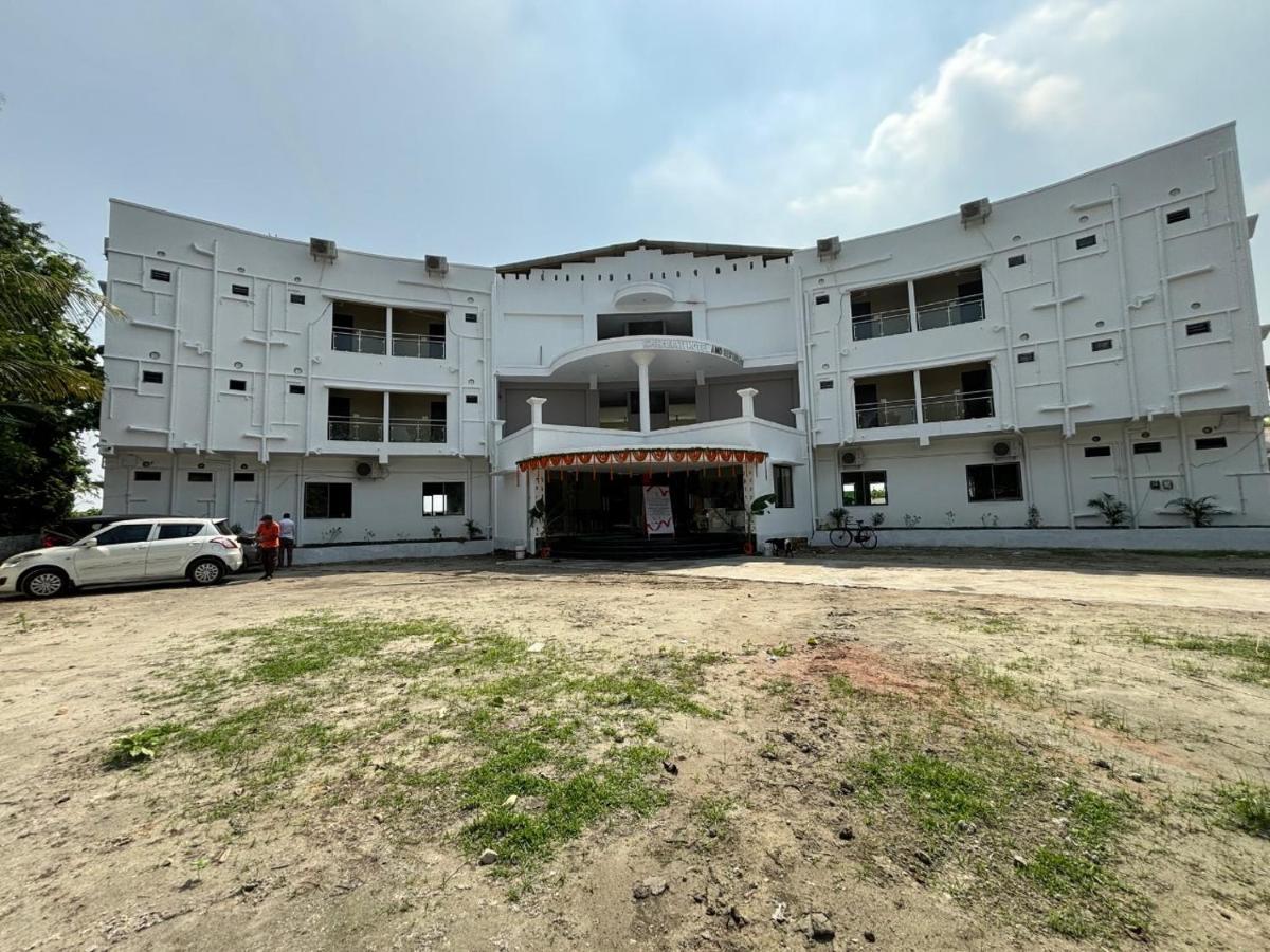 Ichhamati Hotel And Restaurant Hasnabad Exterior photo