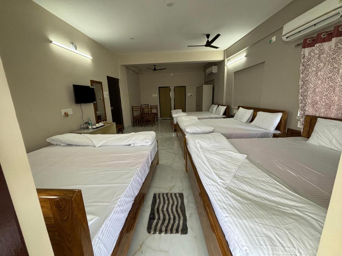 Ichhamati Hotel And Restaurant Hasnabad Exterior photo