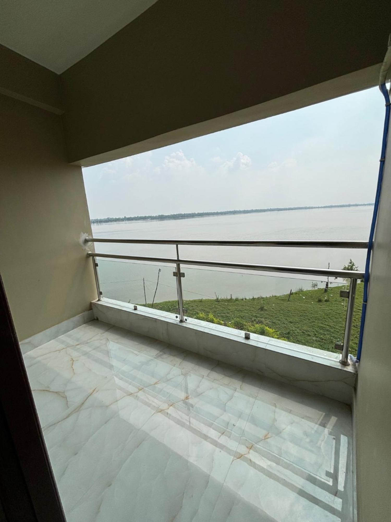 Ichhamati Hotel And Restaurant Hasnabad Exterior photo