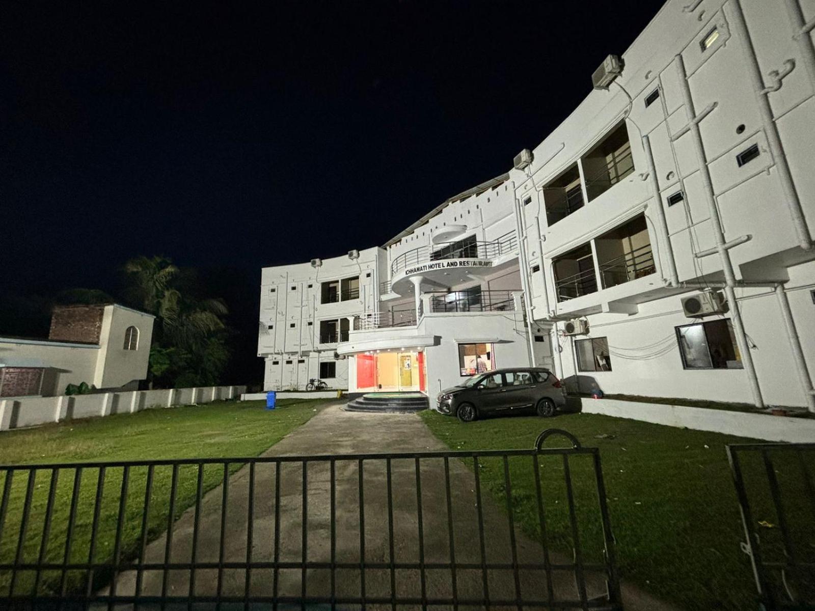Ichhamati Hotel And Restaurant Hasnabad Exterior photo