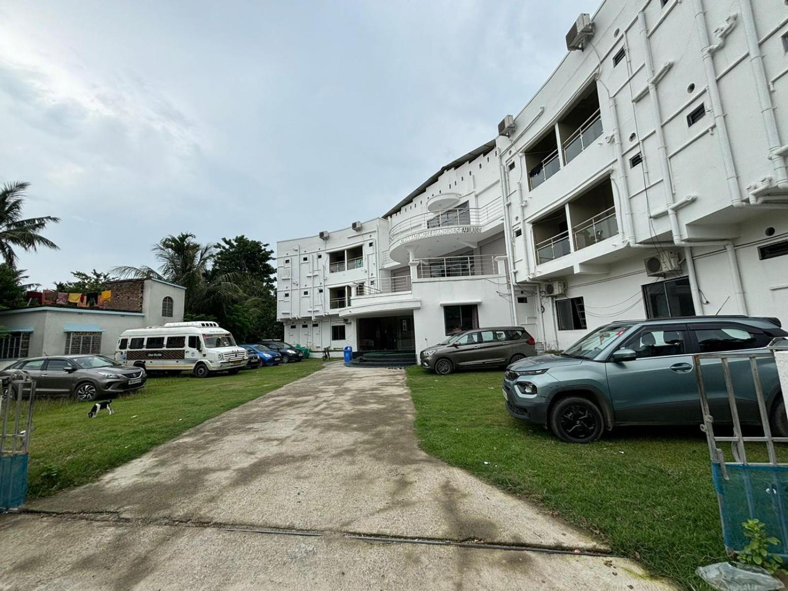 Ichhamati Hotel And Restaurant Hasnabad Exterior photo